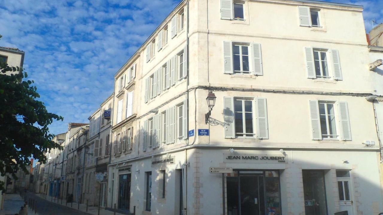 Les Halles 2 La Rochelle  Dış mekan fotoğraf